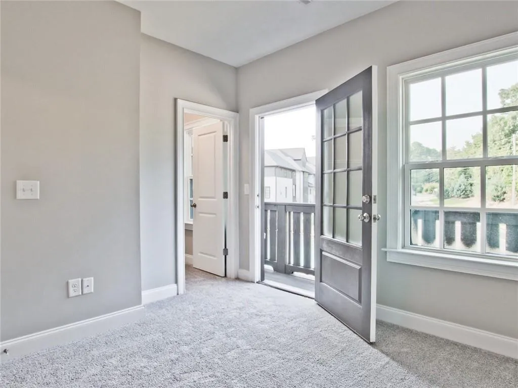 6658 Sterling Drive Unit 671, Sandy Springs, Georgia 30328, 3 Bedrooms Bedrooms, ,4 BathroomsBathrooms,Residential,Sold,6658 Sterling Drive Unit 671,6897323