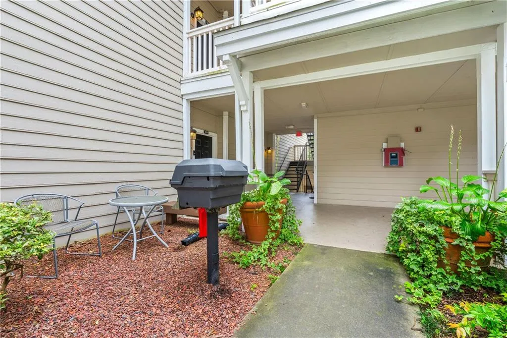 1250 Parkwood Circle Se Unit 2312, Atlanta, Georgia 30339, 1 Bedroom Bedrooms, ,1 BathroomBathrooms,Residential,For Sale,1250 Parkwood Circle Se Unit 2312,7639058