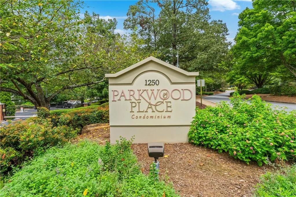 1250 Parkwood Circle Se Unit 2312, Atlanta, Georgia 30339, 1 Bedroom Bedrooms, ,1 BathroomBathrooms,Residential,For Sale,1250 Parkwood Circle Se Unit 2312,7639058