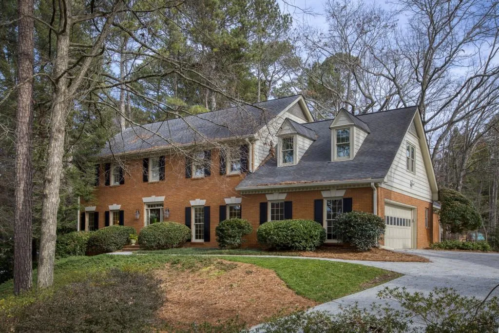 230 Cameron Ridge Drive, Sandy Springs, Georgia 30328, 4 Bedrooms Bedrooms, ,3 BathroomsBathrooms,Residential,Sold,230 Cameron Ridge Drive,6826505