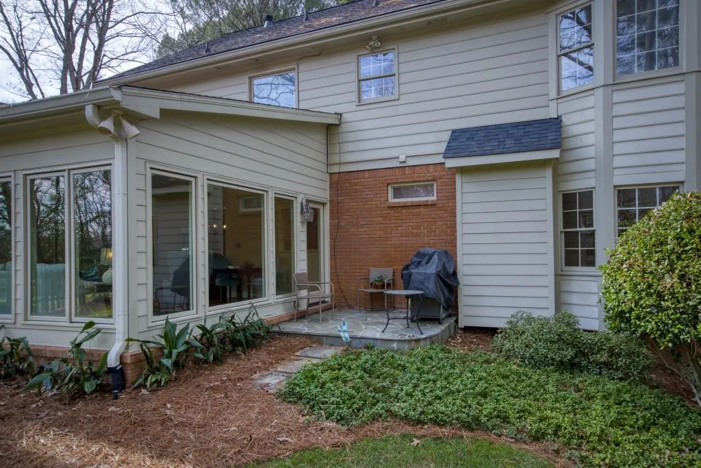230 Cameron Ridge Drive, Sandy Springs, Georgia 30328, 4 Bedrooms Bedrooms, ,3 BathroomsBathrooms,Residential,Sold,230 Cameron Ridge Drive,6826505