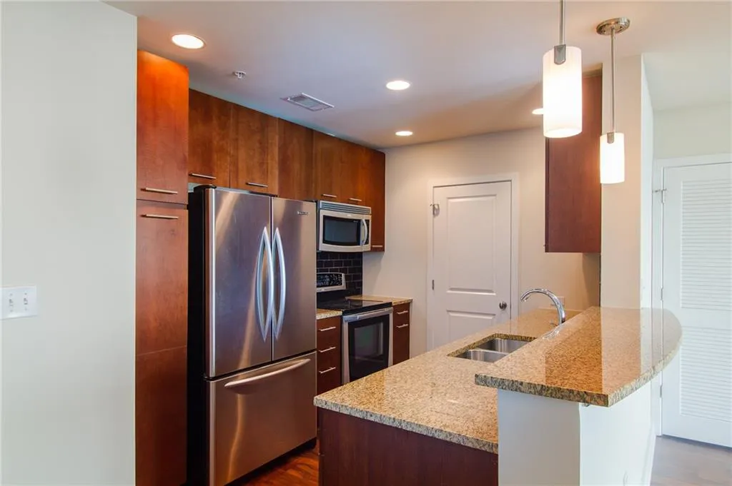 3300 Windy Ridge Parkway Se Unit 1406, Atlanta, Georgia 30339, 2 Bedrooms Bedrooms, ,2 BathroomsBathrooms,Residential,Sold,3300 Windy Ridge Parkway Se Unit 1406,5624011