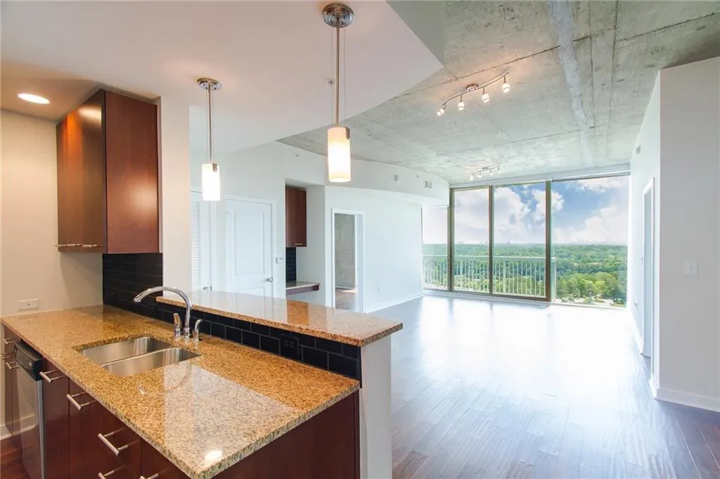 3300 Windy Ridge Parkway Se Unit 1406, Atlanta, Georgia 30339, 2 Bedrooms Bedrooms, ,2 BathroomsBathrooms,Residential,Sold,3300 Windy Ridge Parkway Se Unit 1406,5624011