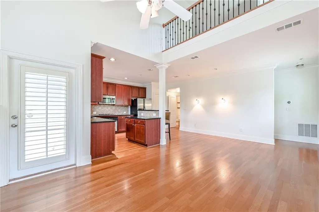 197 Le Gran Court, Sandy Springs, Georgia 30328, 2 Bedrooms Bedrooms, ,2 BathroomsBathrooms,Residential,Sold,197 Le Gran Court,7056110