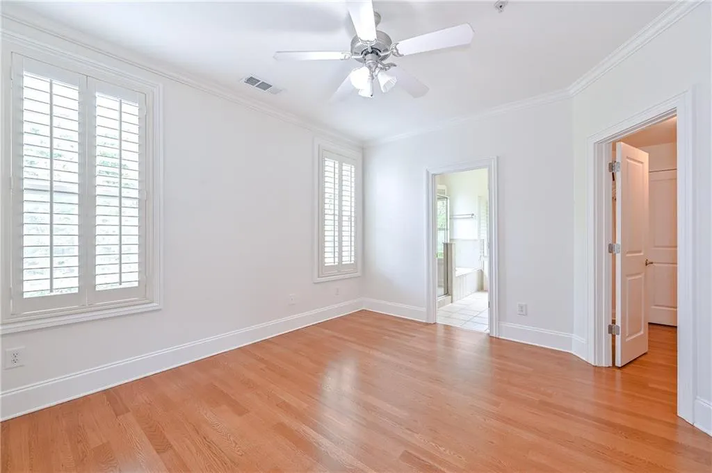 197 Le Gran Court, Sandy Springs, Georgia 30328, 2 Bedrooms Bedrooms, ,2 BathroomsBathrooms,Residential,Sold,197 Le Gran Court,7056110