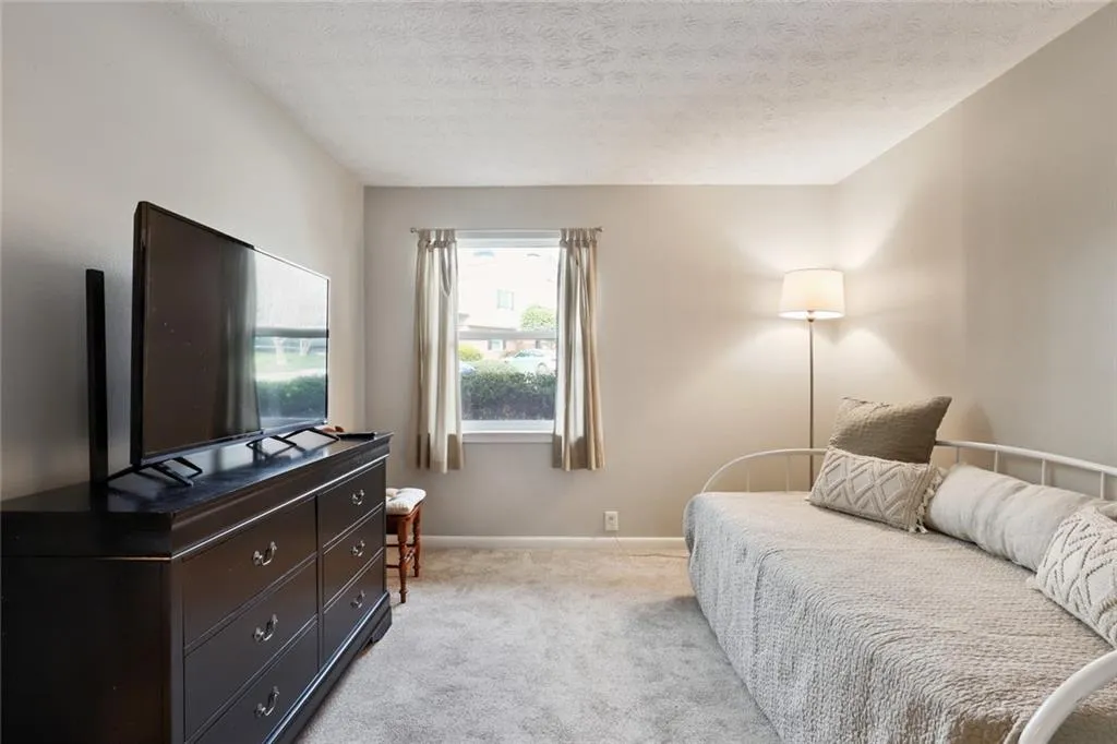 66 Dunwoody Springs Drive Ne, Atlanta, Georgia 30328, 2 Bedrooms Bedrooms, ,2 BathroomsBathrooms,Residential,Sold,66 Dunwoody Springs Drive Ne,6994221 66 Dunwoody Springs Drive Ne, Atlanta, Georgia 30328, 2 Bedrooms Bedrooms, ,2 BathroomsBathrooms,Residential,Sold,66 Dunwoody Springs Drive Ne,6994221