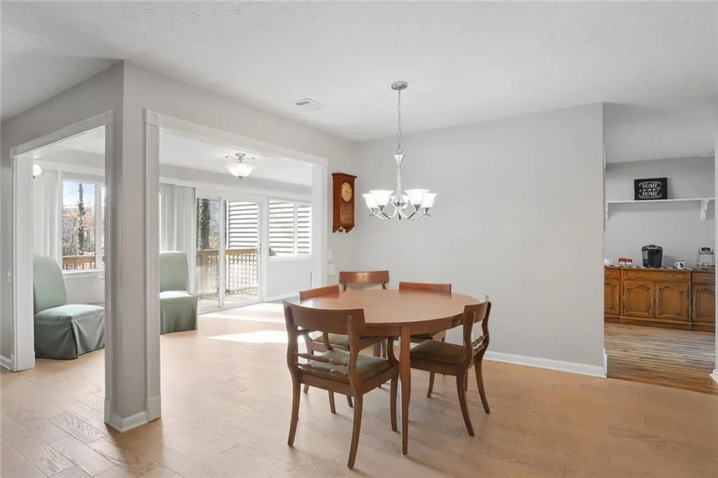 66 Dunwoody Springs Drive Ne, Atlanta, Georgia 30328, 2 Bedrooms Bedrooms, ,2 BathroomsBathrooms,Residential,Sold,66 Dunwoody Springs Drive Ne,6994221 66 Dunwoody Springs Drive Ne, Atlanta, Georgia 30328, 2 Bedrooms Bedrooms, ,2 BathroomsBathrooms,Residential,Sold,66 Dunwoody Springs Drive Ne,6994221