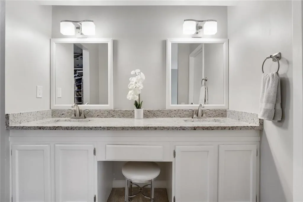 66 Dunwoody Springs Drive Ne, Atlanta, Georgia 30328, 2 Bedrooms Bedrooms, ,2 BathroomsBathrooms,Residential,Sold,66 Dunwoody Springs Drive Ne,6994221 66 Dunwoody Springs Drive Ne, Atlanta, Georgia 30328, 2 Bedrooms Bedrooms, ,2 BathroomsBathrooms,Residential,Sold,66 Dunwoody Springs Drive Ne,6994221