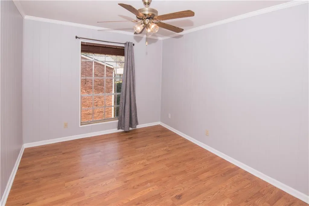 5576 Kingsport Drive, Sandy Springs, Georgia 30342, 3 Bedrooms Bedrooms, ,2 BathroomsBathrooms,Residential,Sold,5576 Kingsport Drive,6519903