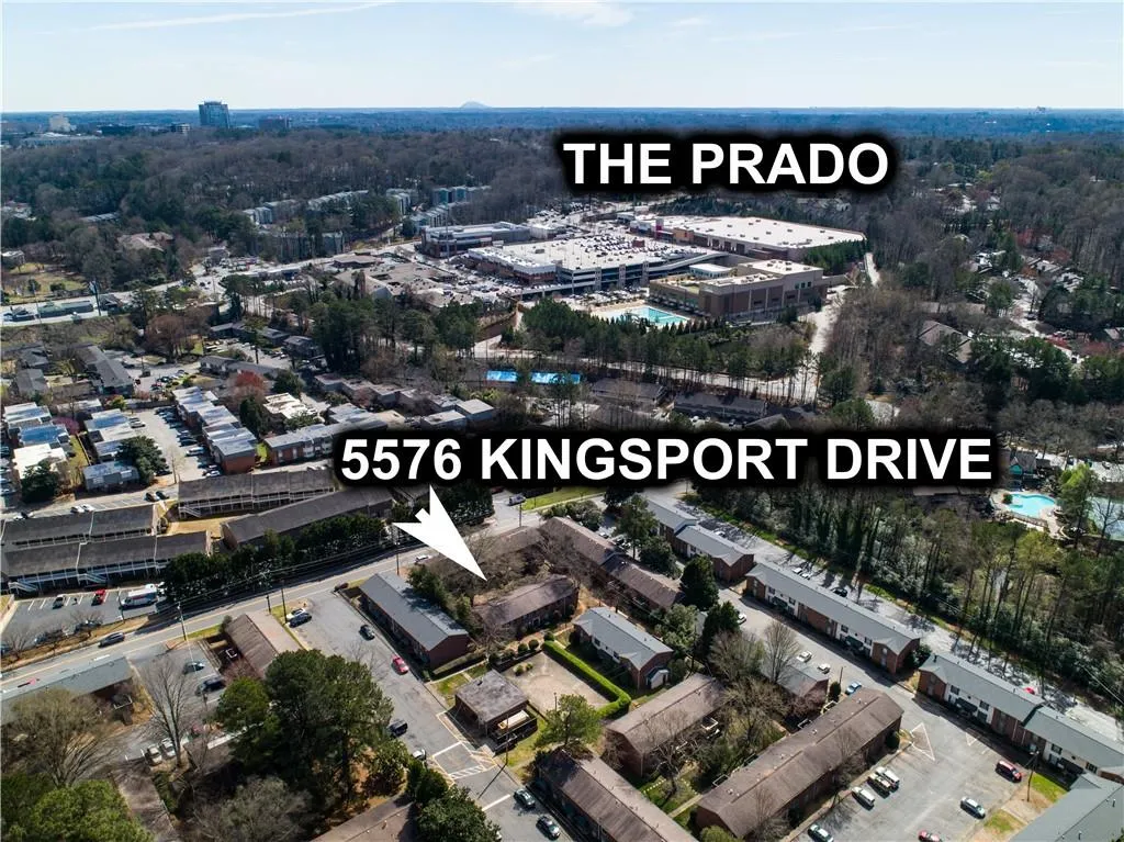5576 Kingsport Drive, Sandy Springs, Georgia 30342, 3 Bedrooms Bedrooms, ,2 BathroomsBathrooms,Residential,Sold,5576 Kingsport Drive,6519903