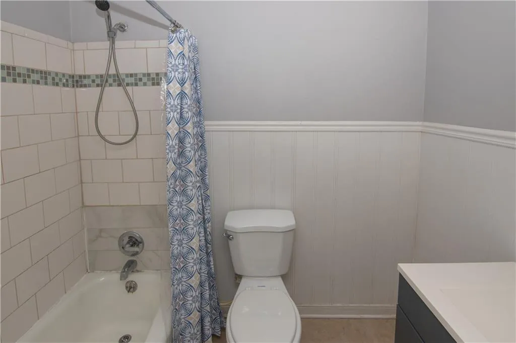 5576 Kingsport Drive, Sandy Springs, Georgia 30342, 3 Bedrooms Bedrooms, ,2 BathroomsBathrooms,Residential,Sold,5576 Kingsport Drive,6519903