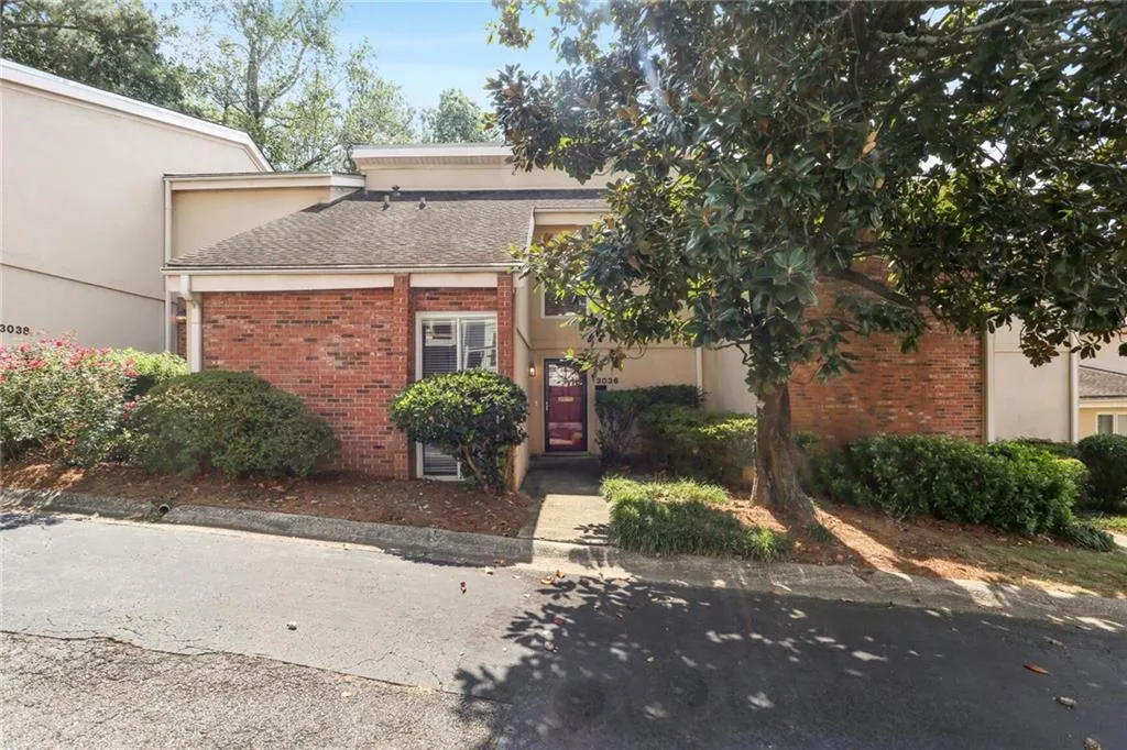 3036 Vinings Ferry Drive Se, Atlanta, Georgia 30339, 2 Bedrooms Bedrooms, ,2 BathroomsBathrooms,Residential,For Sale,3036 Vinings Ferry Drive Se,7619090