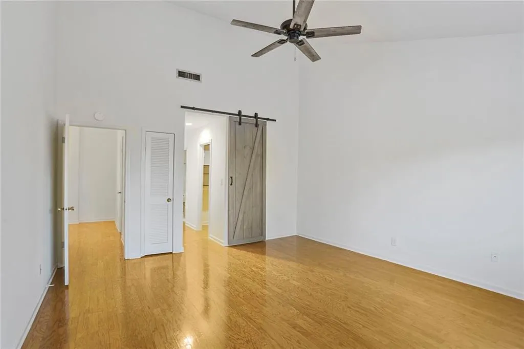 3036 Vinings Ferry Drive Se, Atlanta, Georgia 30339, 2 Bedrooms Bedrooms, ,2 BathroomsBathrooms,Residential,For Sale,3036 Vinings Ferry Drive Se,7619090