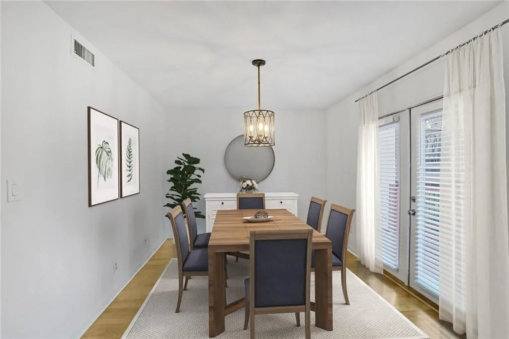 3036 Vinings Ferry Drive Se, Atlanta, Georgia 30339, 2 Bedrooms Bedrooms, ,2 BathroomsBathrooms,Residential,For Sale,3036 Vinings Ferry Drive Se,7619090