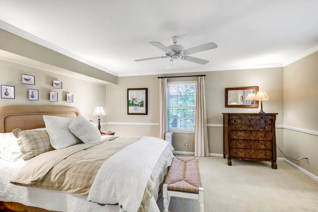 525 Dogwood Valley Drive, Sandy Springs, Georgia 30342, 3 Bedrooms Bedrooms, ,3 BathroomsBathrooms,Residential,Sold,525 Dogwood Valley Drive,7211021