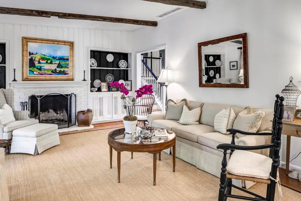 525 Dogwood Valley Drive, Sandy Springs, Georgia 30342, 3 Bedrooms Bedrooms, ,3 BathroomsBathrooms,Residential,Sold,525 Dogwood Valley Drive,7211021