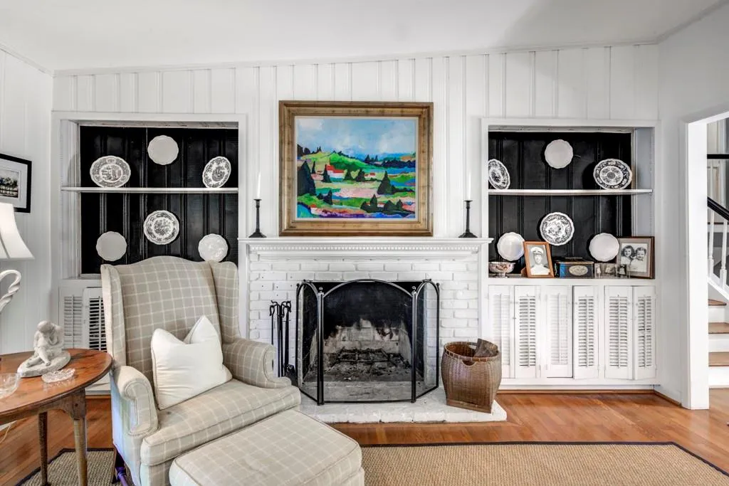 525 Dogwood Valley Drive, Sandy Springs, Georgia 30342, 3 Bedrooms Bedrooms, ,3 BathroomsBathrooms,Residential,Sold,525 Dogwood Valley Drive,7211021