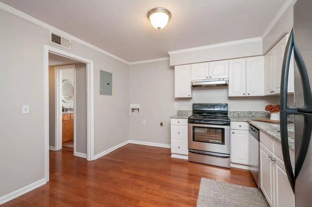 6520 Roswell Road Unit 78, Atlanta, Georgia 30328, 3 Bedrooms Bedrooms, ,2 BathroomsBathrooms,Residential,Sold,6520 Roswell Road Unit 78,5695749