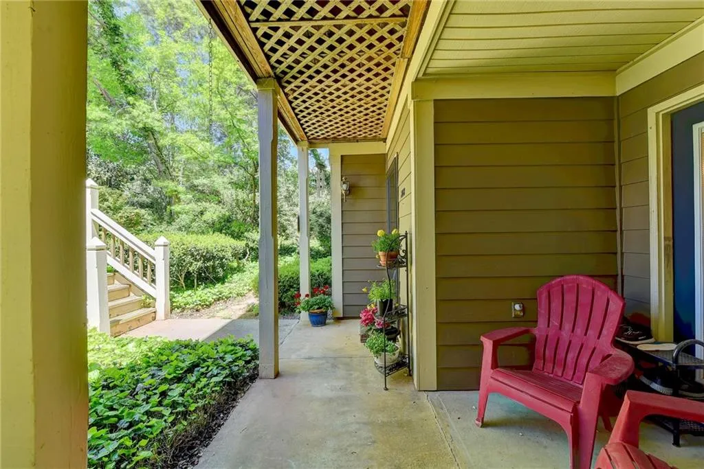 208 Abingdon Way, Sandy Springs, Georgia 30328, 1 Bedroom Bedrooms, ,1 BathroomBathrooms,Residential,Sold,208 Abingdon Way,6872314