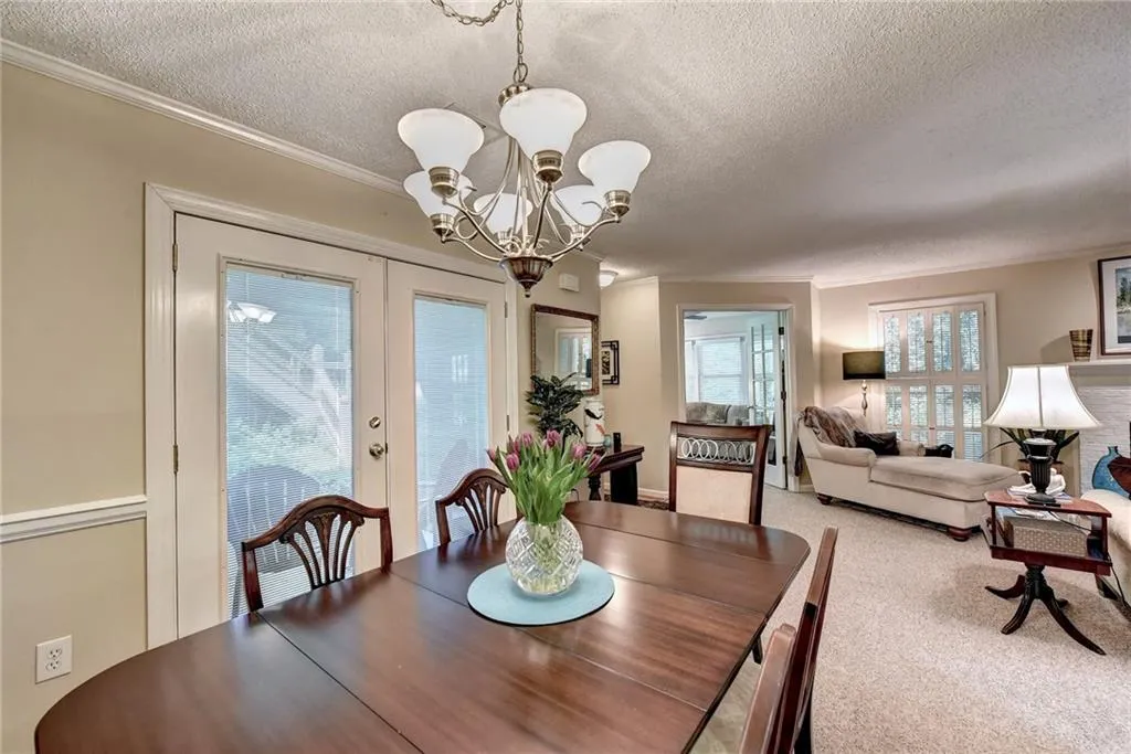 208 Abingdon Way, Sandy Springs, Georgia 30328, 1 Bedroom Bedrooms, ,1 BathroomBathrooms,Residential,Sold,208 Abingdon Way,6872314