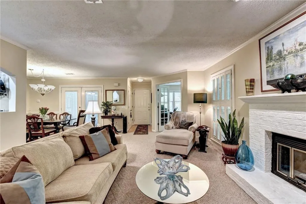 208 Abingdon Way, Sandy Springs, Georgia 30328, 1 Bedroom Bedrooms, ,1 BathroomBathrooms,Residential,Sold,208 Abingdon Way,6872314