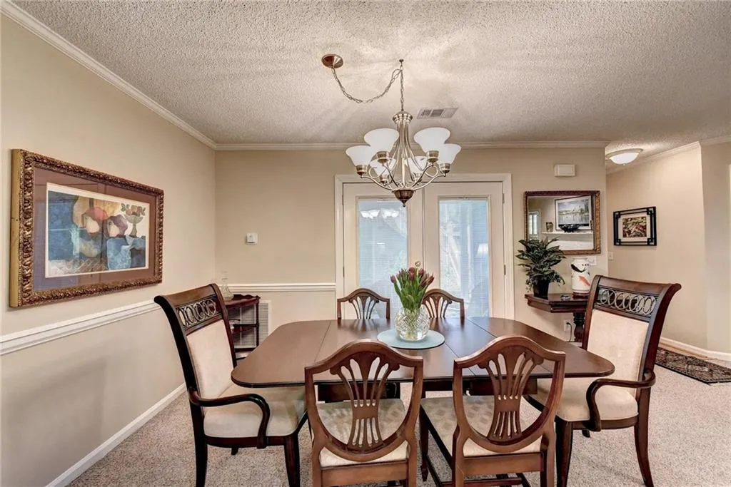 208 Abingdon Way, Sandy Springs, Georgia 30328, 1 Bedroom Bedrooms, ,1 BathroomBathrooms,Residential,Sold,208 Abingdon Way,6872314