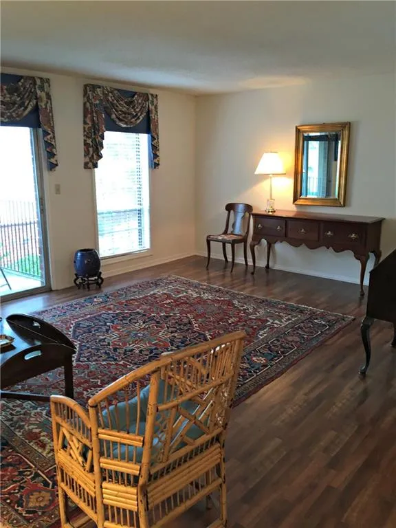 6851 Roswell Road Unit H-7, Atlanta, Georgia 30328, 2 Bedrooms Bedrooms, ,2 BathroomsBathrooms,Residential,Sold,6851 Roswell Road Unit H-7,5602930