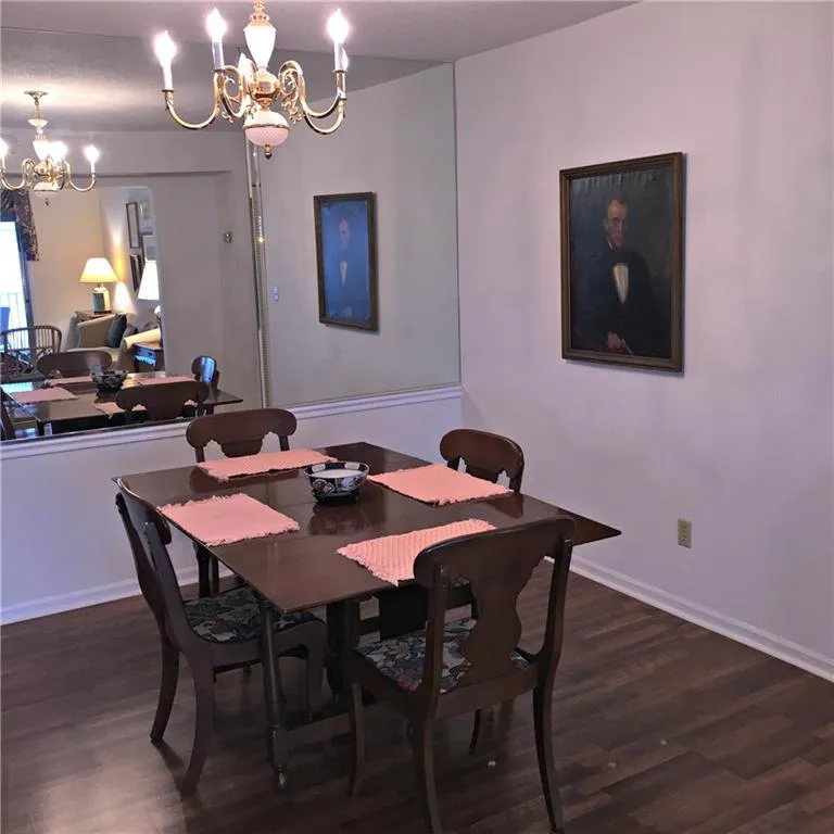 6851 Roswell Road Unit H-7, Atlanta, Georgia 30328, 2 Bedrooms Bedrooms, ,2 BathroomsBathrooms,Residential,Sold,6851 Roswell Road Unit H-7,5602930