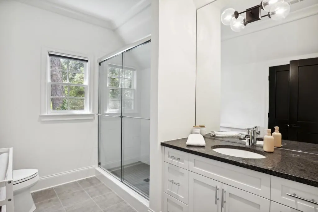 5335 Mount Vernon Parkway, Sandy Springs, Georgia 30327, 6 Bedrooms Bedrooms, ,6 BathroomsBathrooms,Residential,Sold,5335 Mount Vernon Parkway,7365735