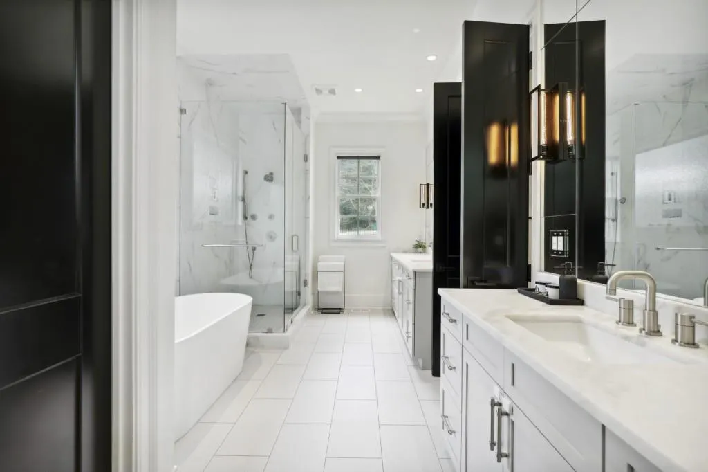 5335 Mount Vernon Parkway, Sandy Springs, Georgia 30327, 6 Bedrooms Bedrooms, ,6 BathroomsBathrooms,Residential,Sold,5335 Mount Vernon Parkway,7365735