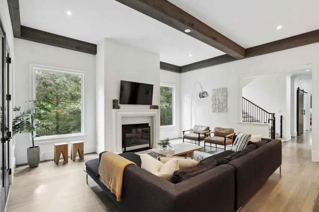 5335 Mount Vernon Parkway, Sandy Springs, Georgia 30327, 6 Bedrooms Bedrooms, ,6 BathroomsBathrooms,Residential,Sold,5335 Mount Vernon Parkway,7365735