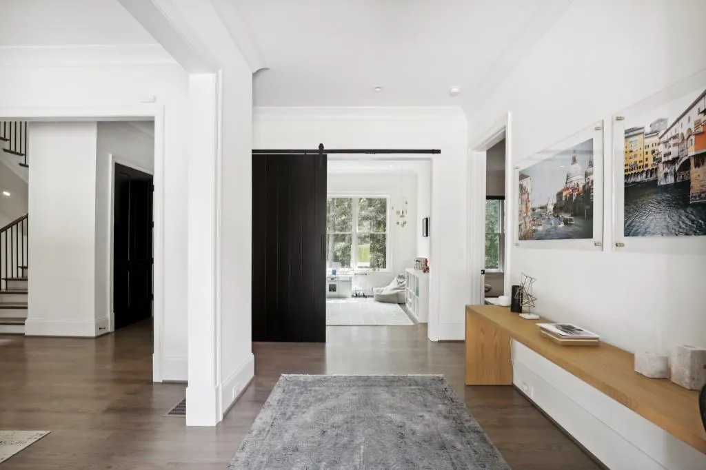 5335 Mount Vernon Parkway, Sandy Springs, Georgia 30327, 6 Bedrooms Bedrooms, ,6 BathroomsBathrooms,Residential,Sold,5335 Mount Vernon Parkway,7365735