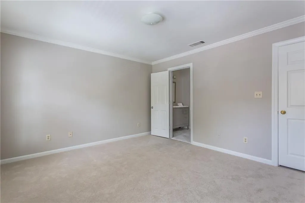 7500 Roswell Road Unit 13, Atlanta, Georgia 30350, 2 Bedrooms Bedrooms, ,2 BathroomsBathrooms,Residential,Sold,7500 Roswell Road Unit 13,6562393