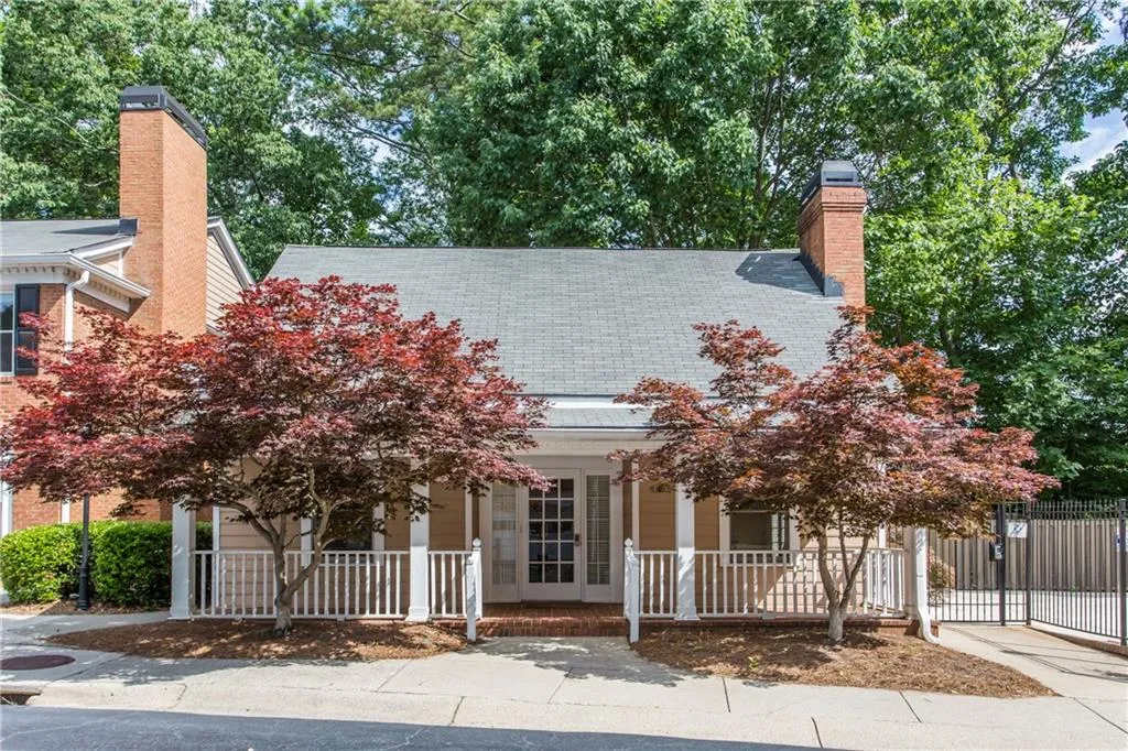 7500 Roswell Road Unit 13, Atlanta, Georgia 30350, 2 Bedrooms Bedrooms, ,2 BathroomsBathrooms,Residential,Sold,7500 Roswell Road Unit 13,6562393