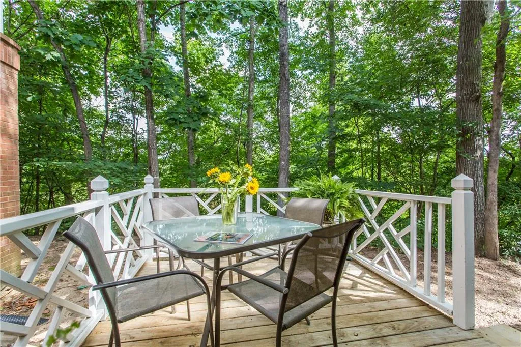 7500 Roswell Road Unit 13, Atlanta, Georgia 30350, 2 Bedrooms Bedrooms, ,2 BathroomsBathrooms,Residential,Sold,7500 Roswell Road Unit 13,6562393