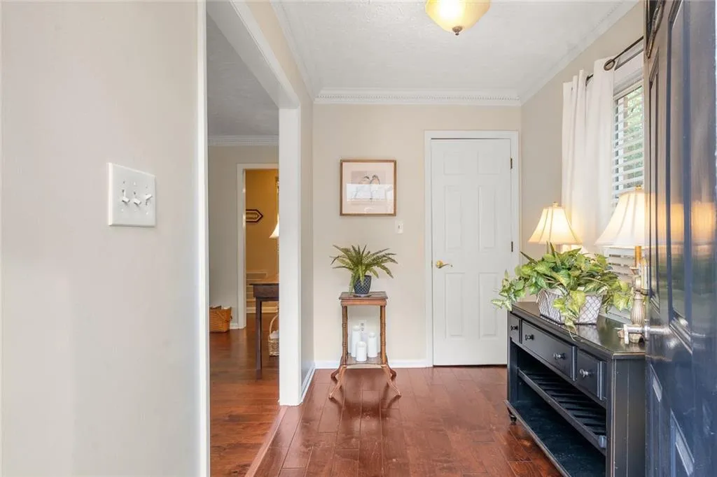 444 The North Chace Unit 8, Atlanta, Georgia 30328, 3 Bedrooms Bedrooms, ,2 BathroomsBathrooms,Residential,Sold,444 The North Chace Unit 8,7144795