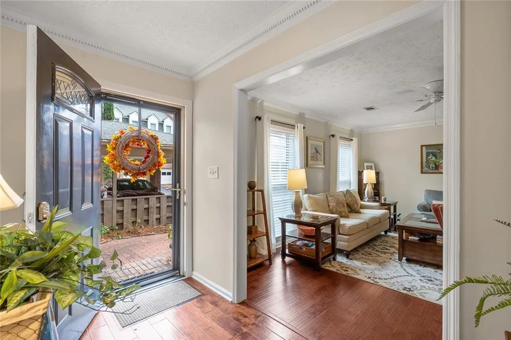 444 The North Chace Unit 8, Atlanta, Georgia 30328, 3 Bedrooms Bedrooms, ,2 BathroomsBathrooms,Residential,Sold,444 The North Chace Unit 8,7144795