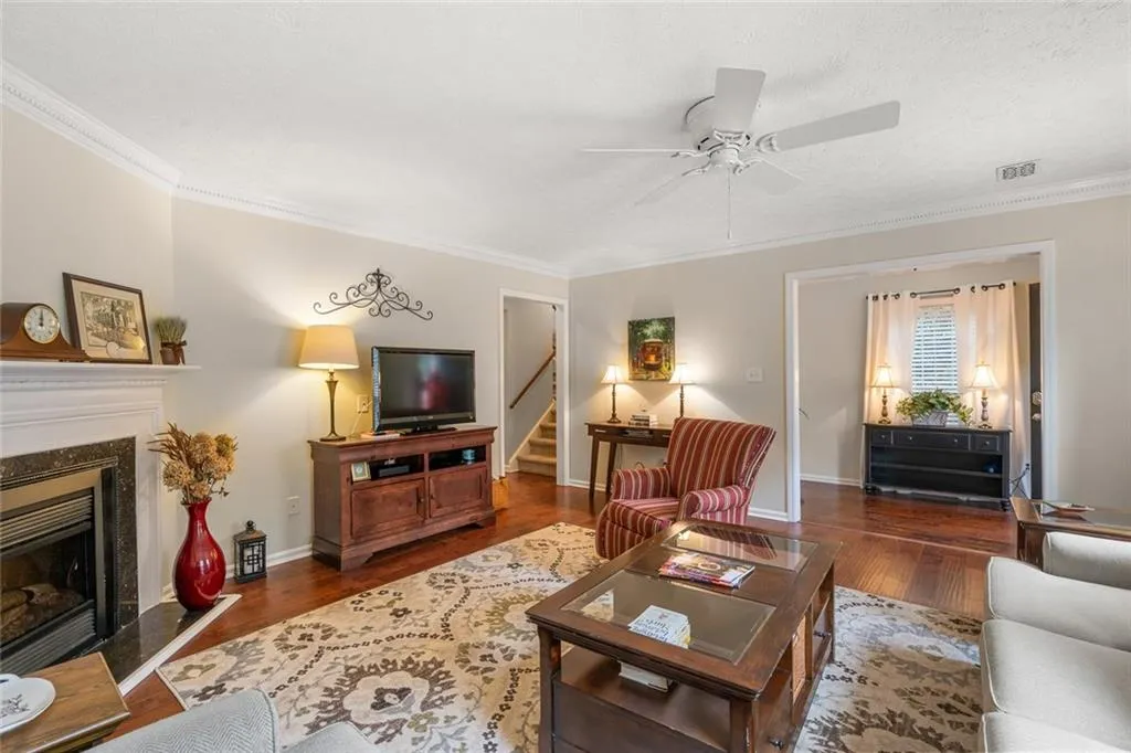 444 The North Chace Unit 8, Atlanta, Georgia 30328, 3 Bedrooms Bedrooms, ,2 BathroomsBathrooms,Residential,Sold,444 The North Chace Unit 8,7144795