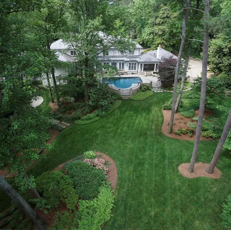 1935 Garraux Road Nw, Atlanta, Georgia 30327, 7 Bedrooms Bedrooms, ,9 BathroomsBathrooms,Residential,Sold,1935 Garraux Road Nw,5538891