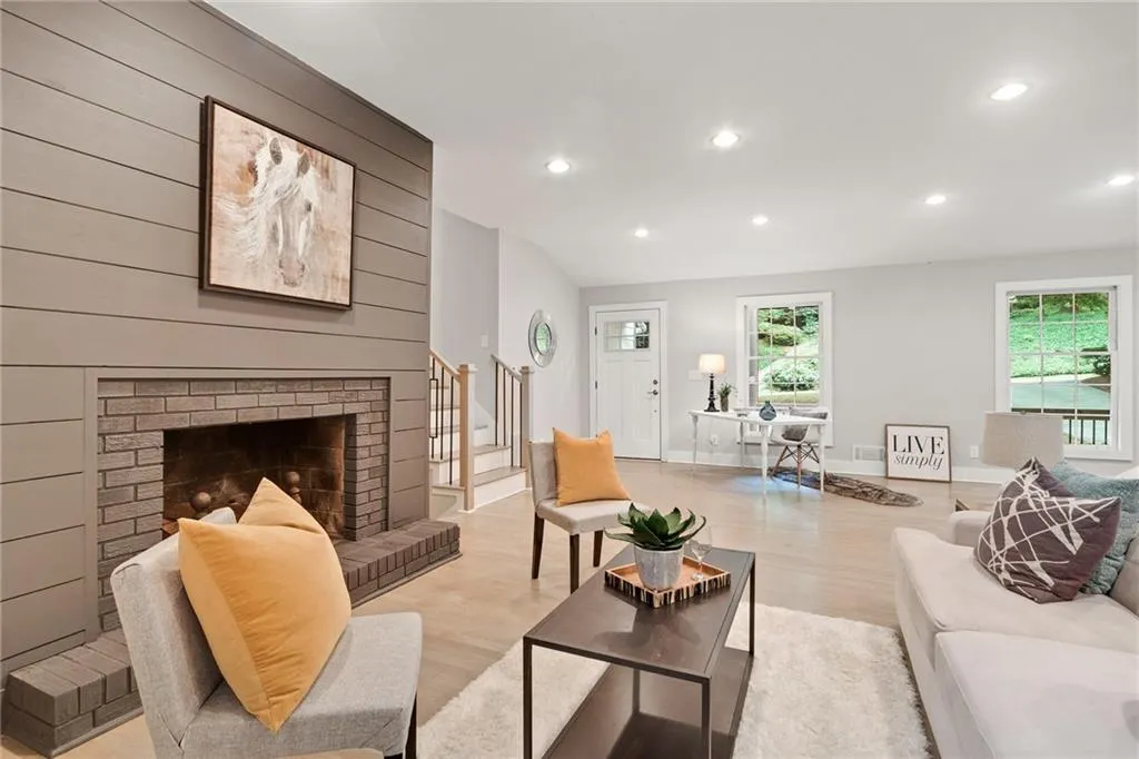360 Forest Valley Court, Atlanta, Georgia 30342, 5 Bedrooms Bedrooms, ,3 BathroomsBathrooms,Residential,Sold,360 Forest Valley Court,6565966