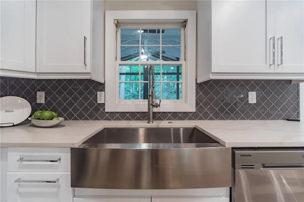 360 Forest Valley Court, Atlanta, Georgia 30342, 5 Bedrooms Bedrooms, ,3 BathroomsBathrooms,Residential,Sold,360 Forest Valley Court,6565966