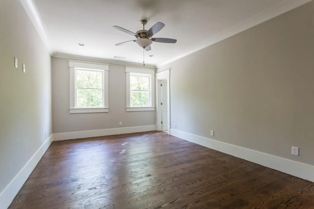 1005 W Kingston Drive, Atlanta, Georgia 30342, 5 Bedrooms Bedrooms, ,5 BathroomsBathrooms,Residential,Sold,1005 W Kingston Drive,5846989