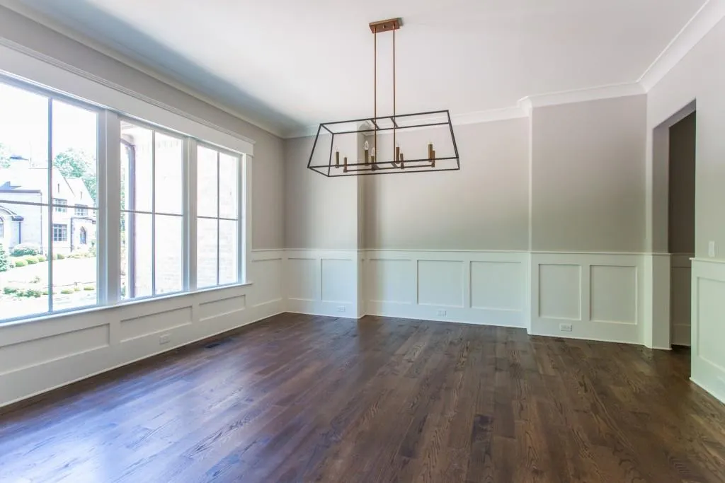 1005 W Kingston Drive, Atlanta, Georgia 30342, 5 Bedrooms Bedrooms, ,5 BathroomsBathrooms,Residential,Sold,1005 W Kingston Drive,5846989