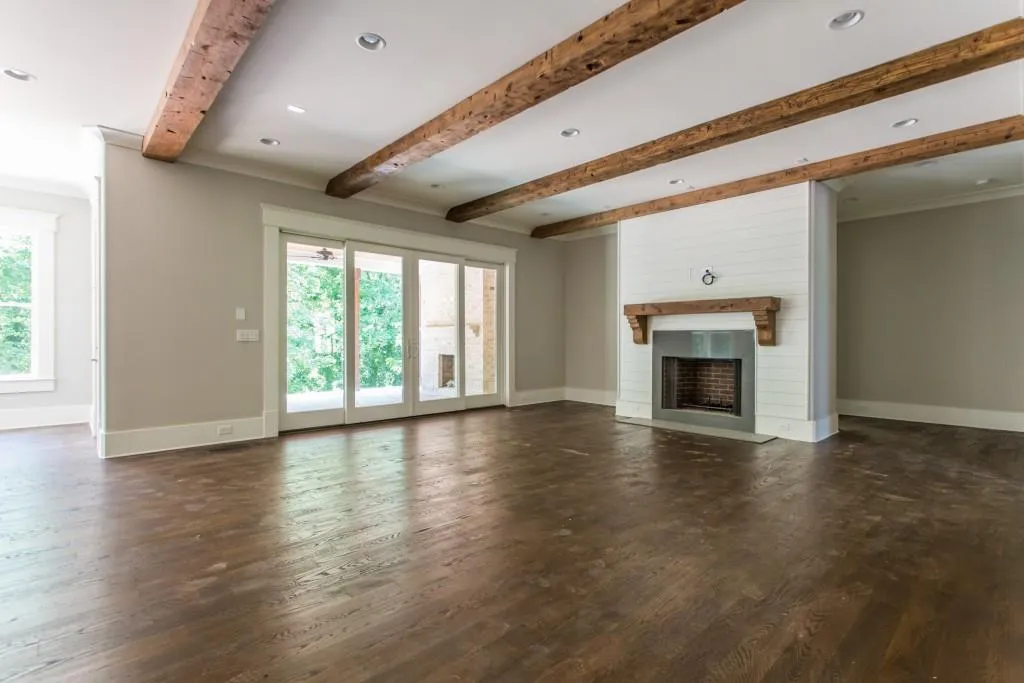 1005 W Kingston Drive, Atlanta, Georgia 30342, 5 Bedrooms Bedrooms, ,5 BathroomsBathrooms,Residential,Sold,1005 W Kingston Drive,5846989