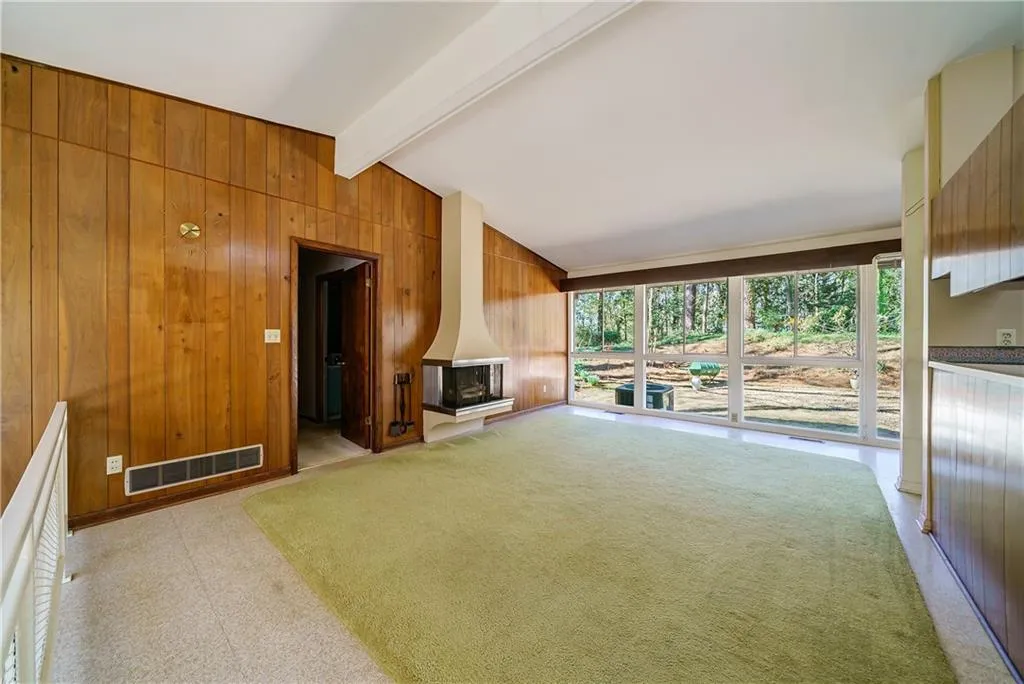 285 River Valley Road, Sandy Springs, Georgia 30328, 4 Bedrooms Bedrooms, ,2 BathroomsBathrooms,Residential,Sold,285 River Valley Road,7184716