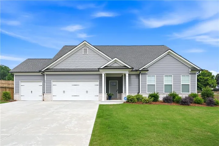 155 Cherokee Rose Lane, Hoschton, Georgia 30548