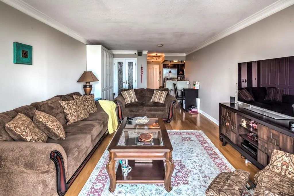 2870 Pharr Court South Nw Unit 2403, Atlanta, Georgia 30305, 1 Bedroom Bedrooms, ,1 BathroomBathrooms,Residential,Sold,2870 Pharr Court South Nw Unit 2403,5961922