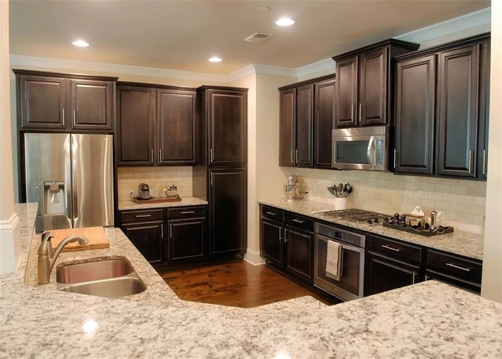 7630 Glisten Avenue, Atlanta, Georgia 30328, 3 Bedrooms Bedrooms, ,2 BathroomsBathrooms,Residential,Sold,7630 Glisten Avenue,5713995