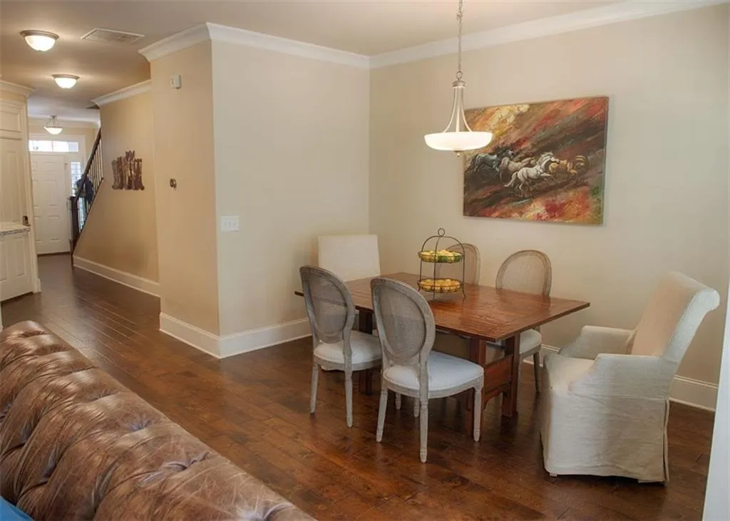 7630 Glisten Avenue, Atlanta, Georgia 30328, 3 Bedrooms Bedrooms, ,2 BathroomsBathrooms,Residential,Sold,7630 Glisten Avenue,5713995