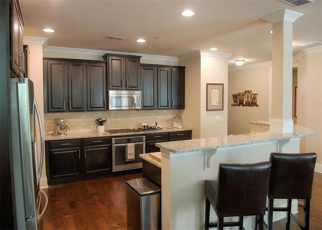 7630 Glisten Avenue, Atlanta, Georgia 30328, 3 Bedrooms Bedrooms, ,2 BathroomsBathrooms,Residential,Sold,7630 Glisten Avenue,5713995